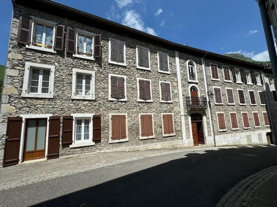 L'Escapade Montagneuse Lägenhet Eaux-Bonnes Exteriör bild